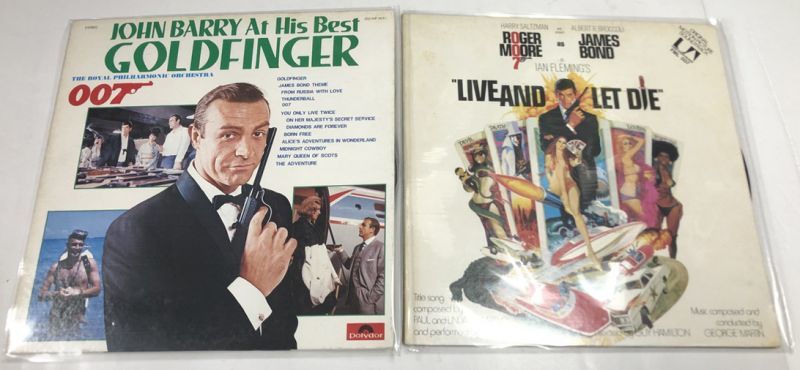 007のパンフレットとレコード-